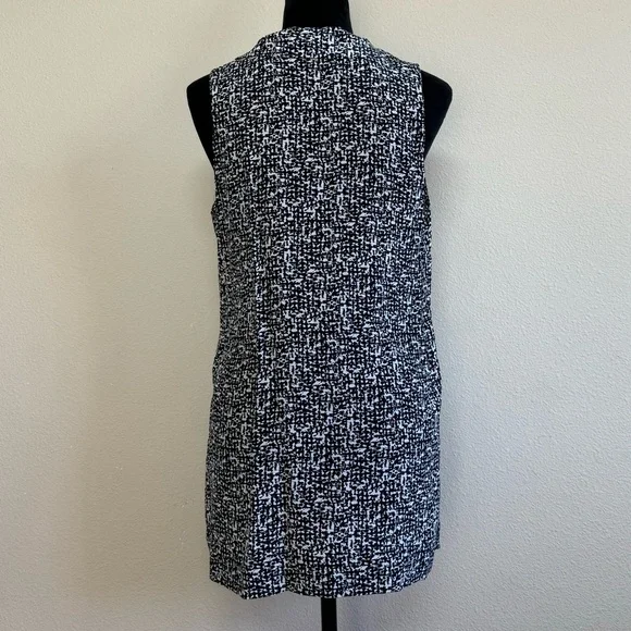 Halogen top women large 100% silk sleeveless zipper front ruffle vneck blouse - Picture 2 of 9